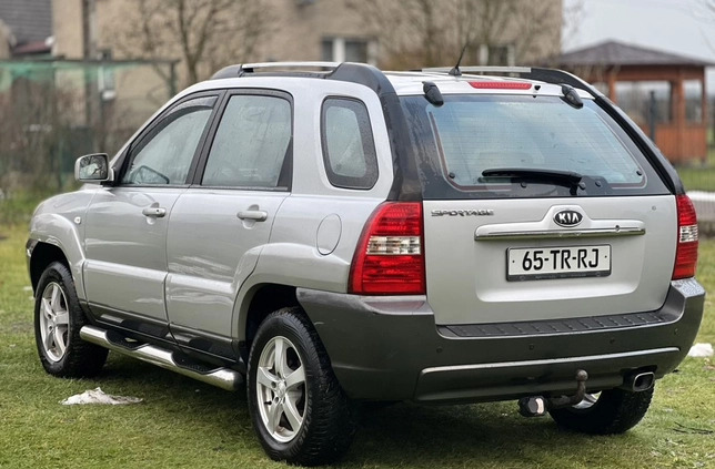 Kia Sportage cena 19200 przebieg: 203882, rok produkcji 2007 z Włoszczowa małe 191